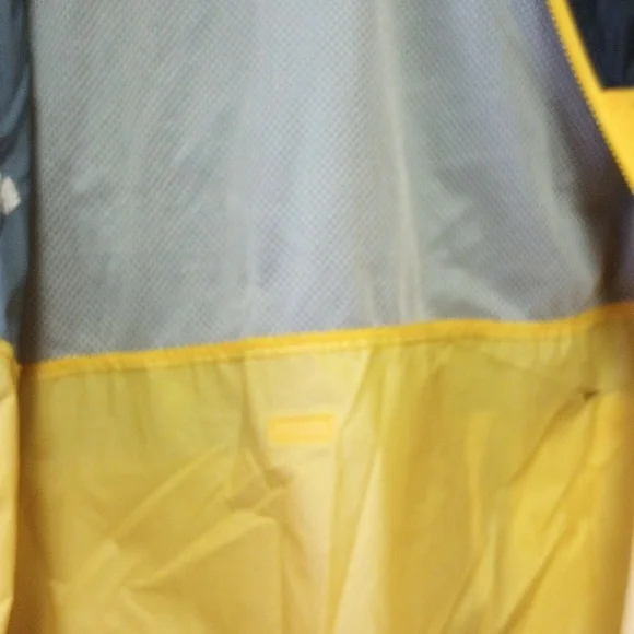 Columbia Sportswear Large Lightweight Windbreaker Jacket w/ Hood, Yellow & Black - Picture 4 of 7